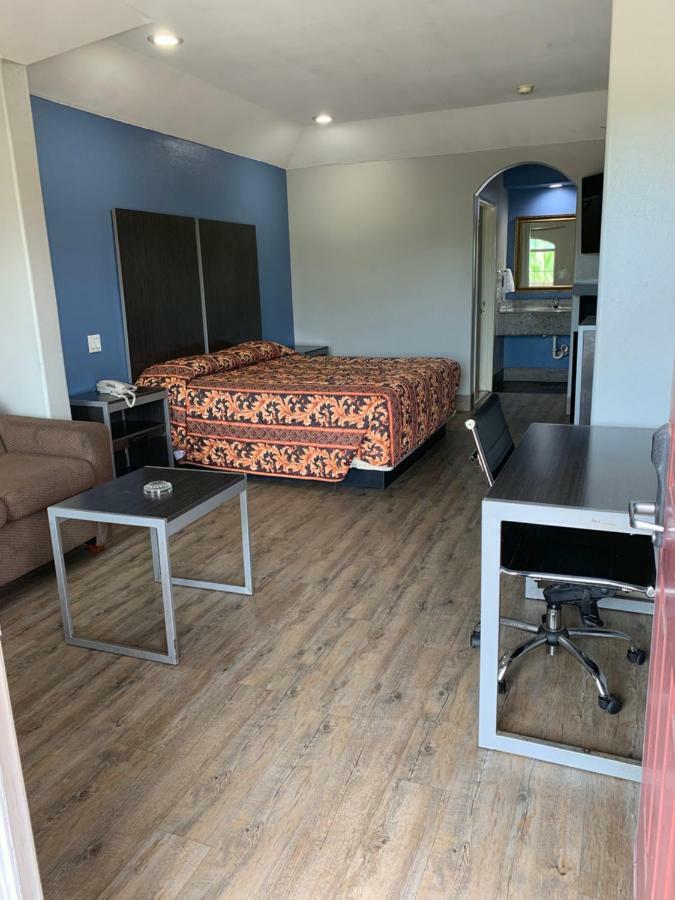 Camelot Inn & Suites Houston Eksteriør billede
